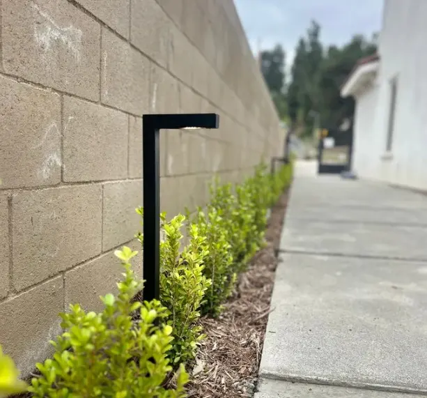 Noir Luminaire Solid Brass Contemporary Pathway Light Gun Metal Black